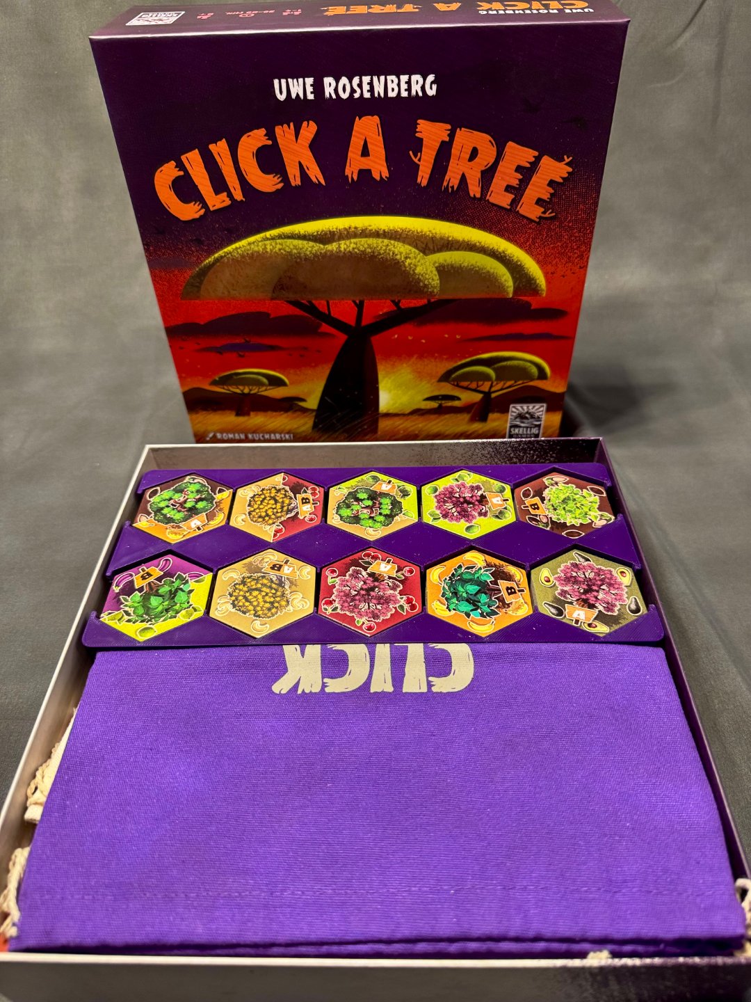 KreativLayers Click A Tree Insert, a board game organizer with compartments for game pieces and cards.