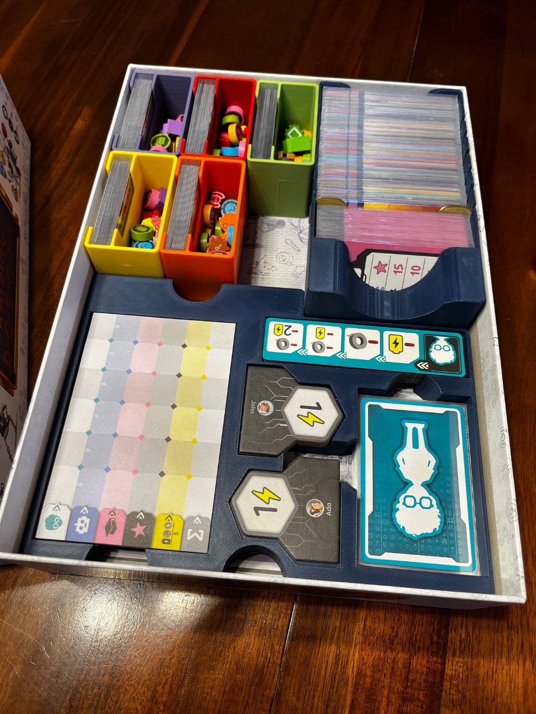 Raising Robots Deluxe Insert by KreativLayers, a board game organizer with compartments for game pieces and cards.