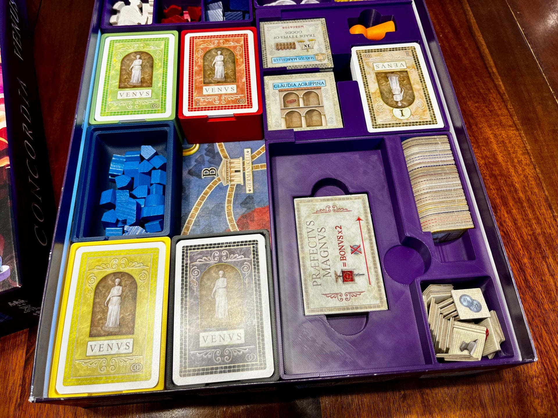 KreativLayers Concordia Venus board game organizer with compartments for game components and cards.