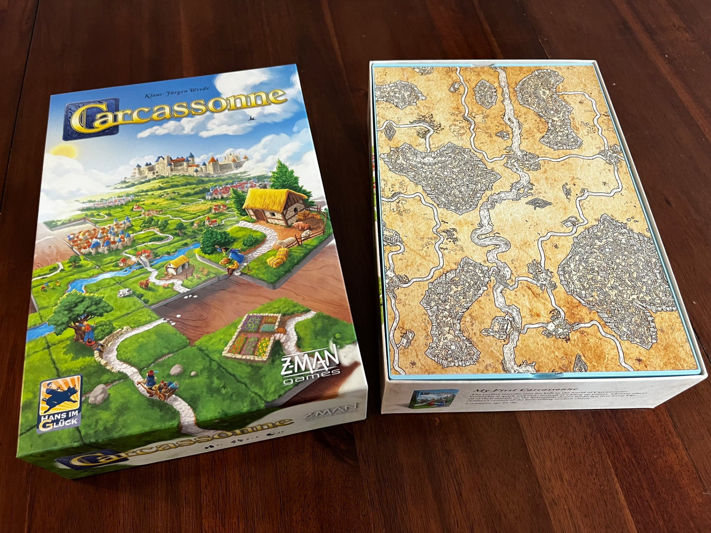 Carcassonne game organizer by KreativLayers, featuring sections for tiles, meeples, and game components for easy storage.