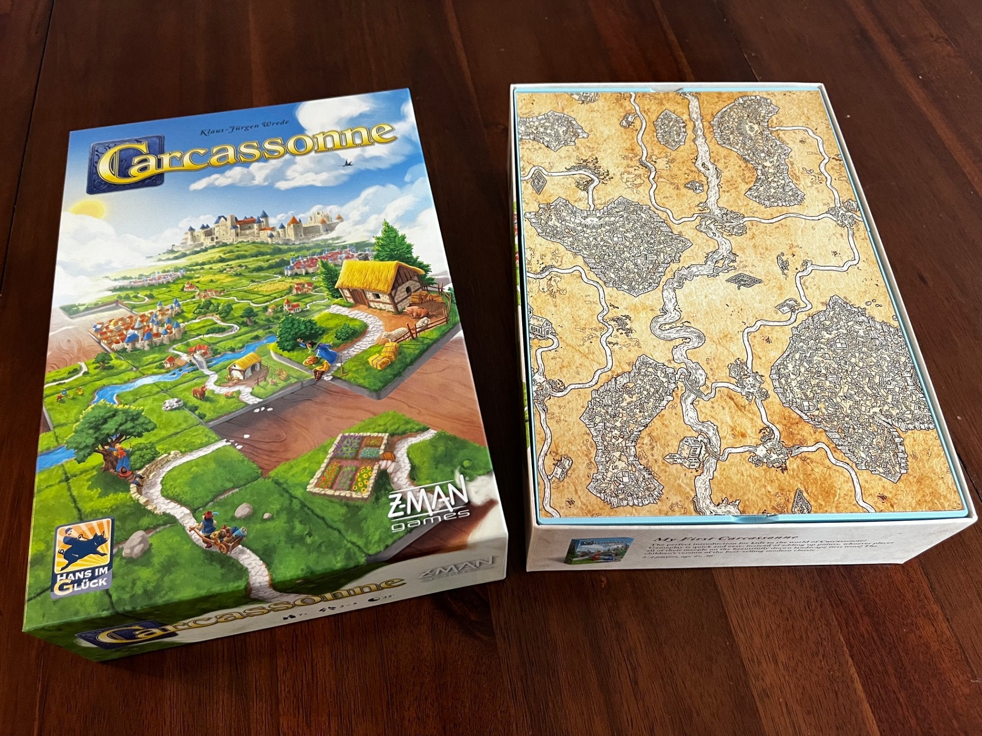 Carcassonne game organizer by KreativLayers, featuring sections for tiles, meeples, and game components for easy storage.