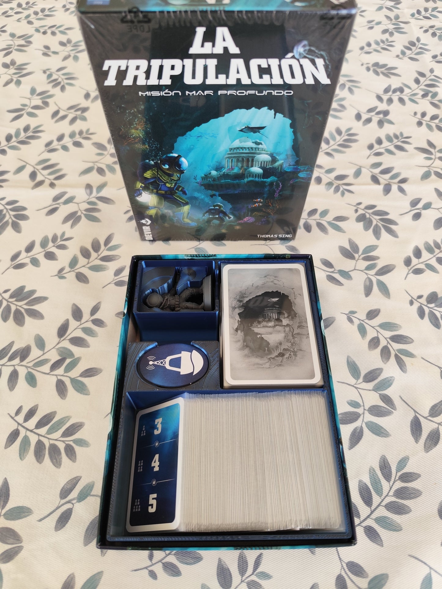 KreativLayers The Crew: Mission Deep Sea board game organizer with compartments for game pieces and cards.