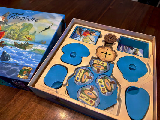 Everdell Farshore Collector's Edition insert by KreativLayers, showcasing compartments for board game organization.