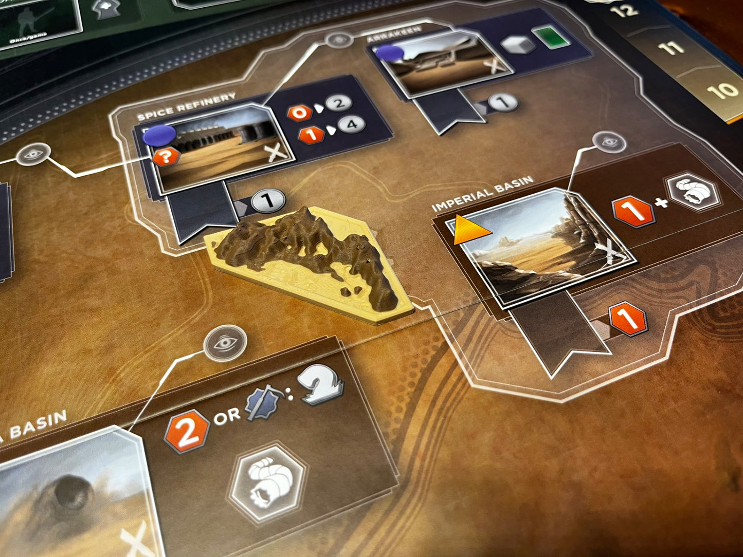 Dune Imperium Uprising board game organizer by KreativLayers, featuring custom compartments and a sleek design.