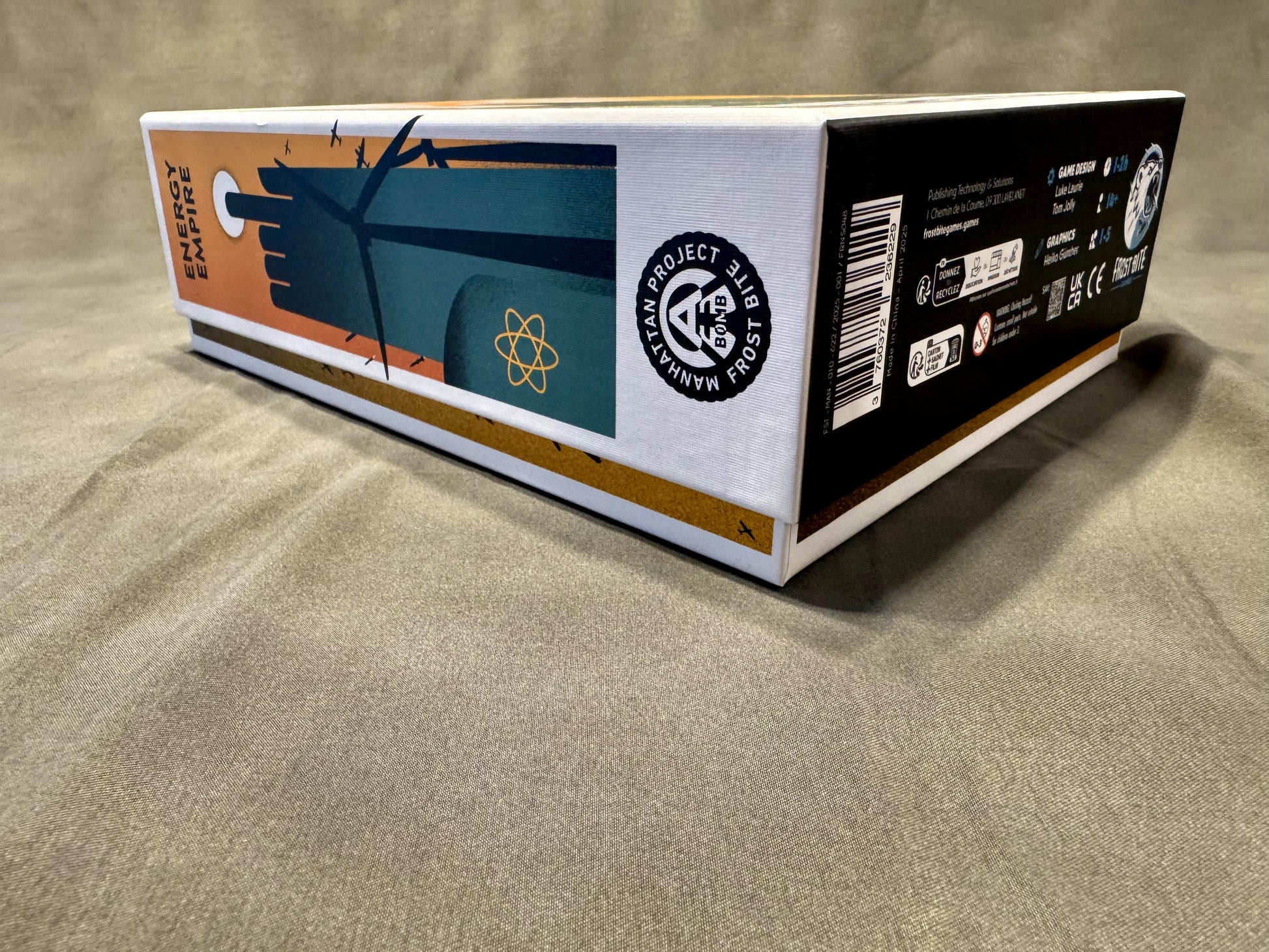 Manhattan Project Energy Empire Insert by KreativLayers, featuring a custom board game organizer with compartments for game pieces.