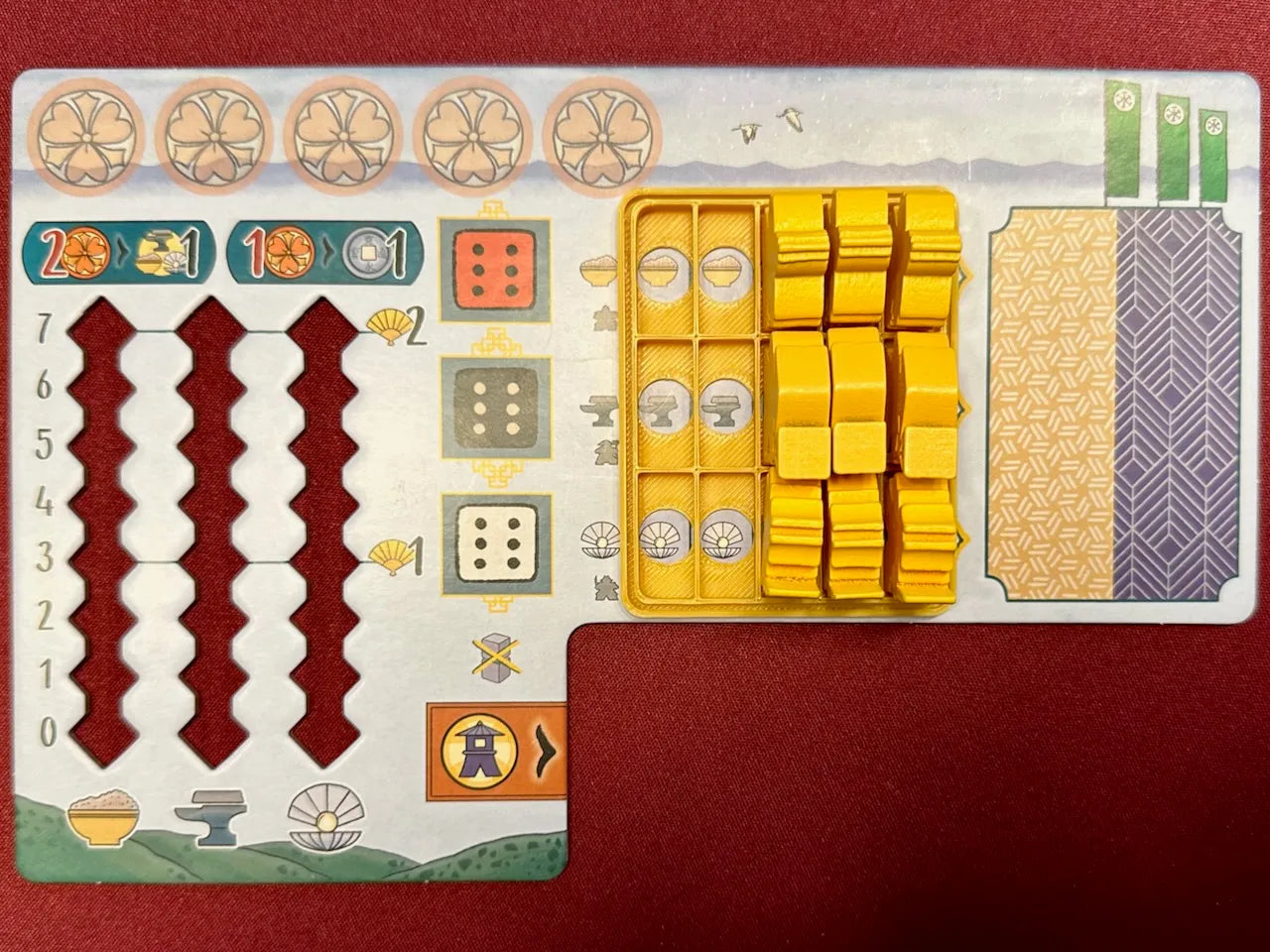 The White Castle insert VERSION 3 (supports sleeves, integrated meeple grids) - KreativLayers