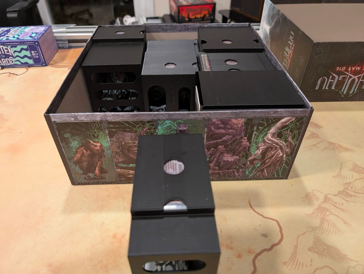 Cthulhu Death May Die Insert (Holds Season 1, 2, 3, 4, Unknowable, Goat, Yog, Ithaqua, Animal Allies) - KreativLayers