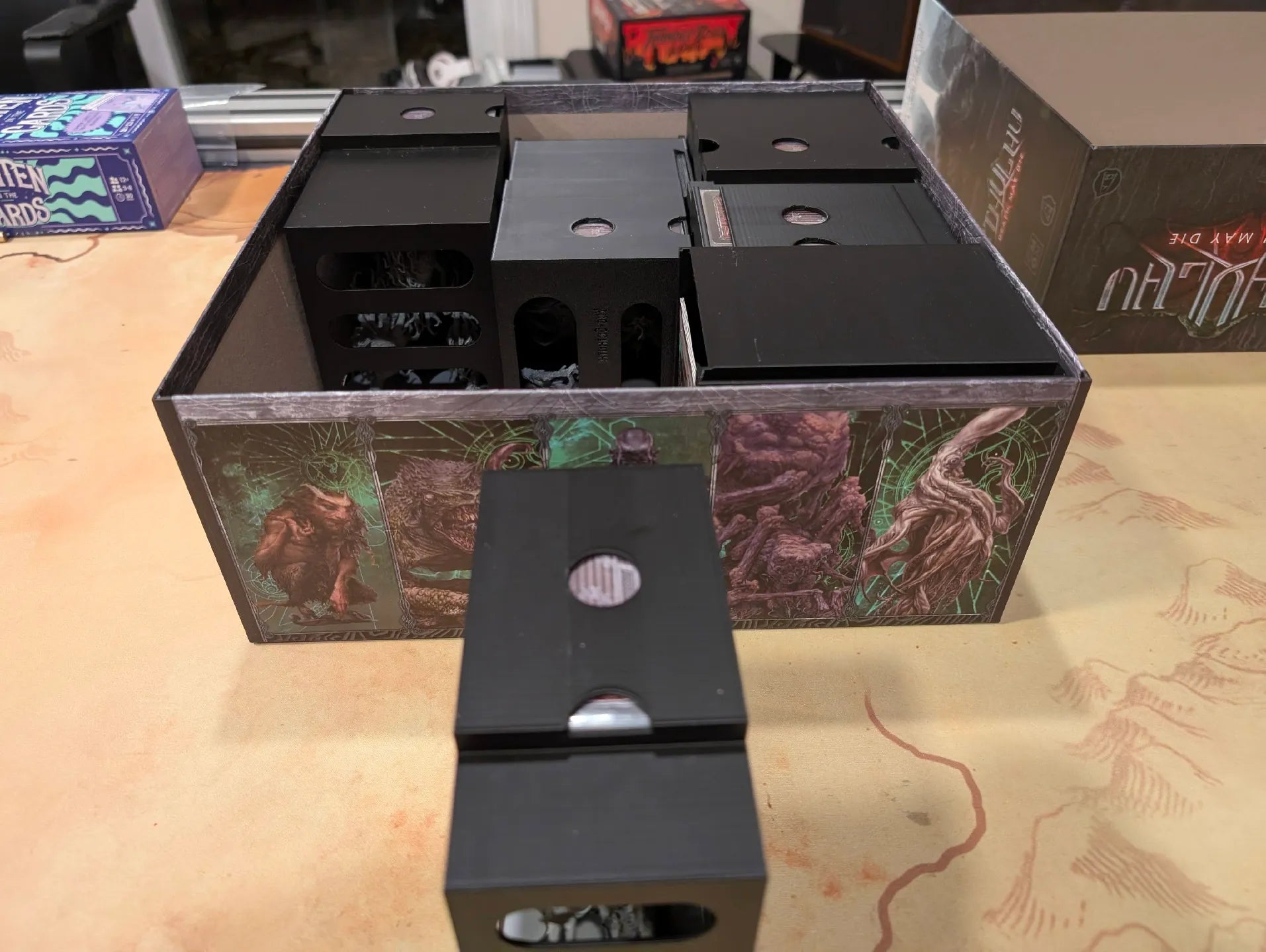 Cthulhu Death May Die Insert (Holds Season 1, 2, 3, 4, Unknowable, Goat, Yog, Ithaqua, Animal Allies) - KreativLayers