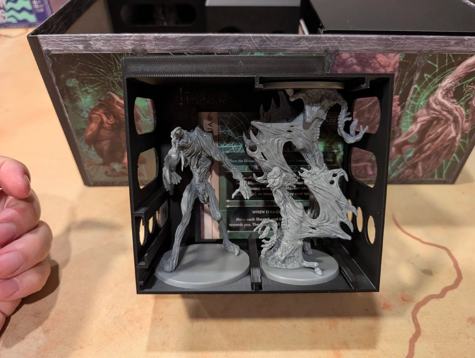 Cthulhu Death May Die Insert (Holds Season 1, 2, 3, 4, Unknowable, Goat, Yog, Ithaqua, Animal Allies) - KreativLayers