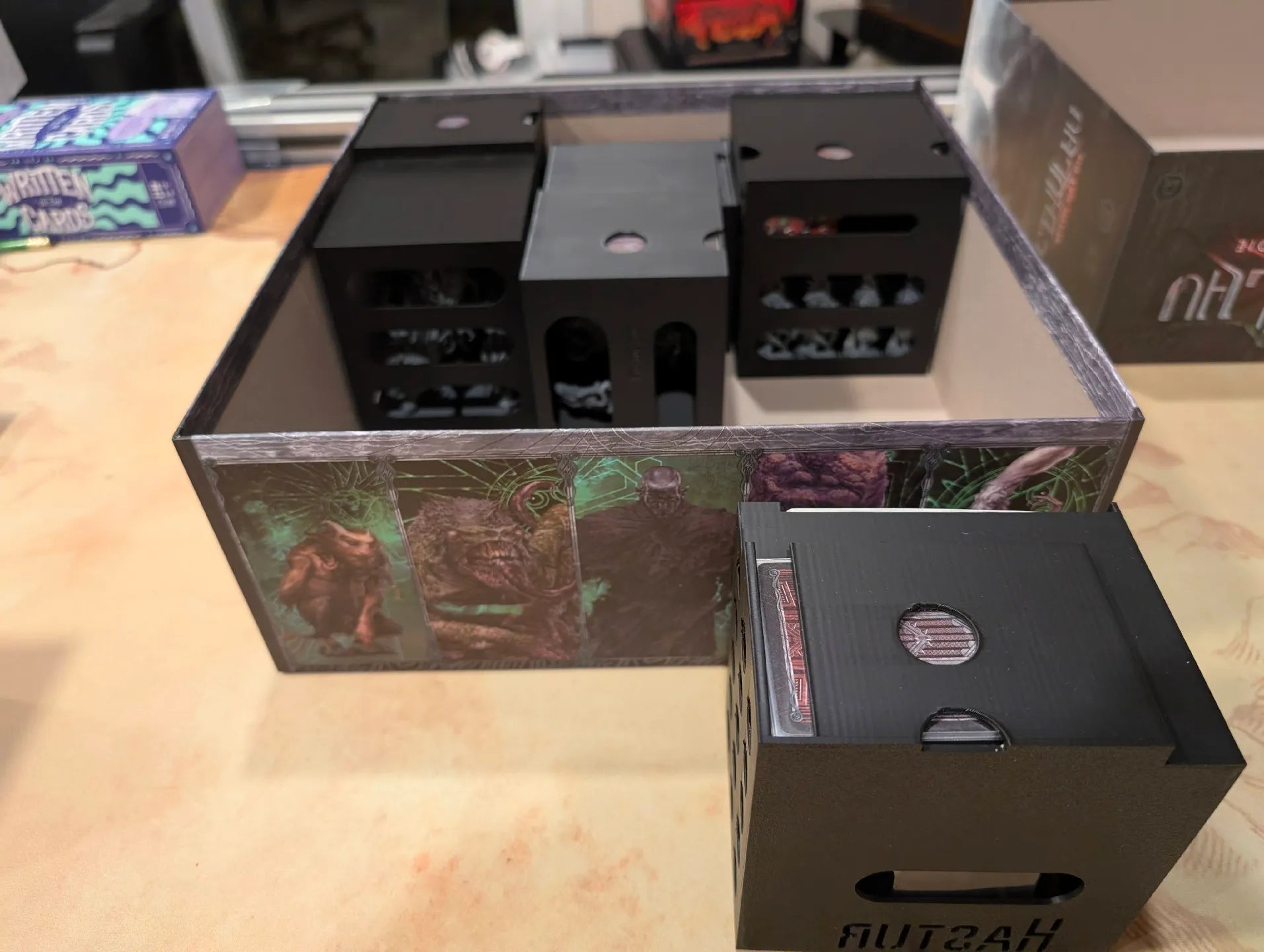 Cthulhu Death May Die Insert (Holds Season 1, 2, 3, 4, Unknowable, Goat, Yog, Ithaqua, Animal Allies) - KreativLayers