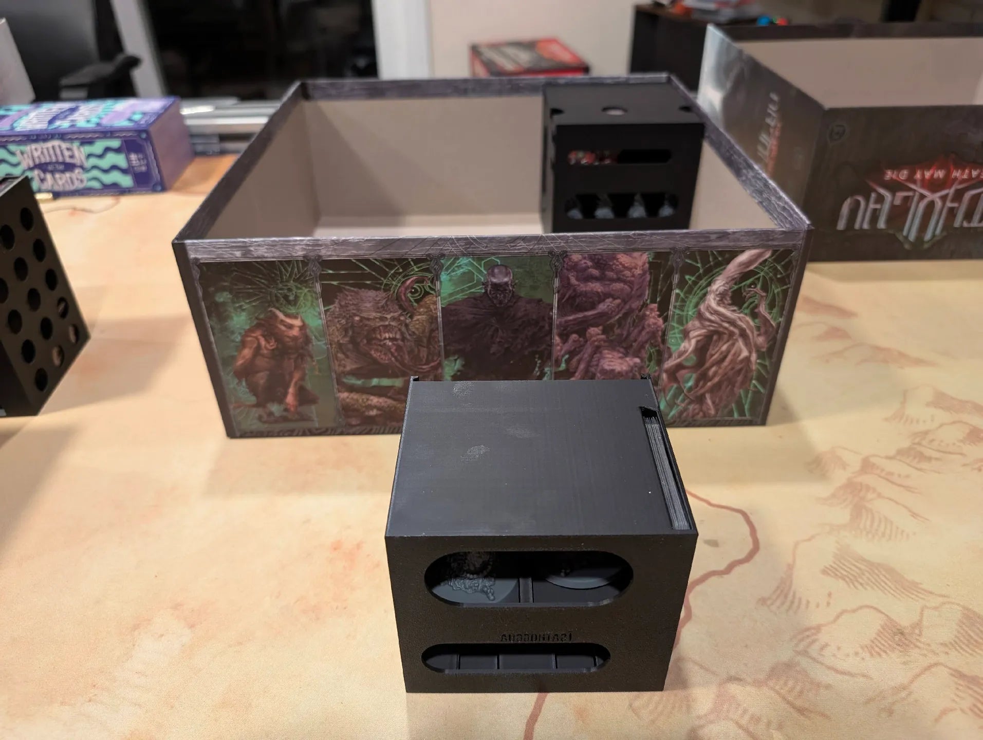 Cthulhu Death May Die Insert (Holds Season 1, 2, 3, 4, Unknowable, Goat, Yog, Ithaqua, Animal Allies) - KreativLayers