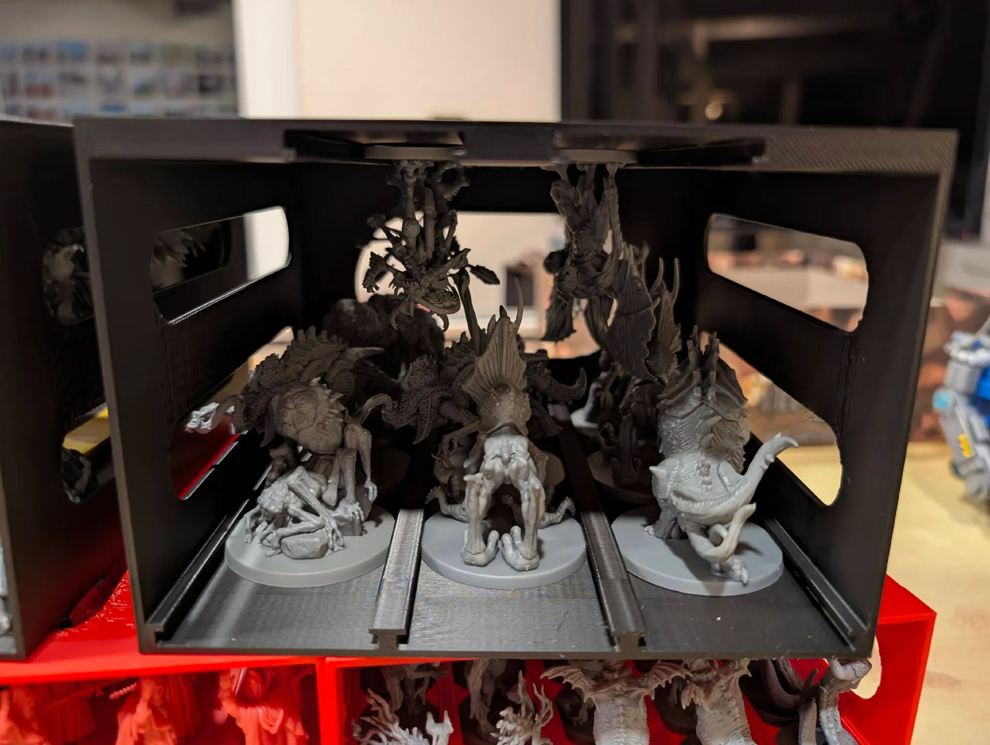 Cthulhu Death May Die Insert (Holds Season 1, 2, 3, 4, Unknowable, Goat, Yog, Ithaqua, Animal Allies) - KreativLayers